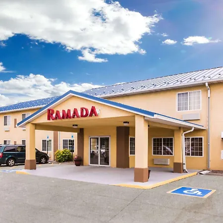 Ramada By Wyndham Sioux Falls-2
