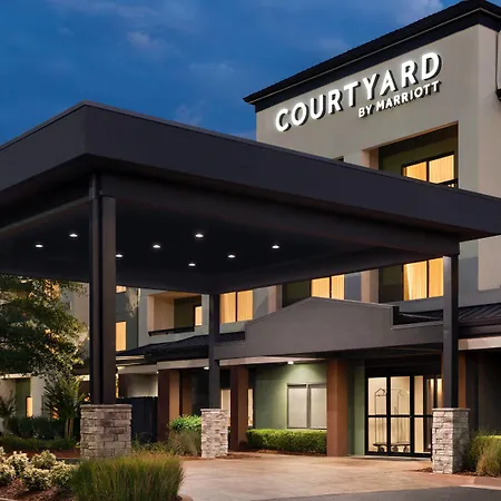 Courtyard By Marriott Tulsa Central-3