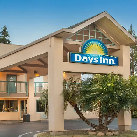 Days Inn By Wyndham Redwood City-2
