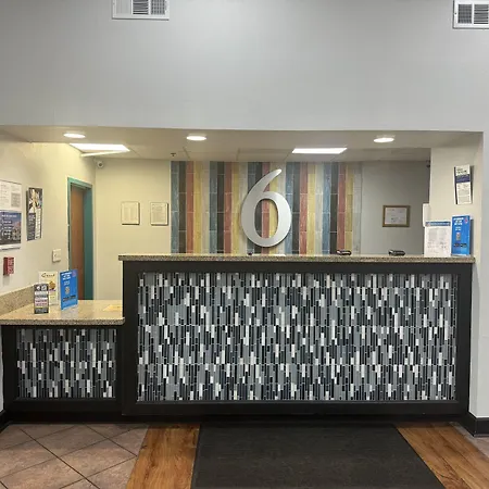 Motel 6 Savannah Ga Gateway & I95-2