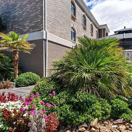 Best Western Plus Abbey Inn-2