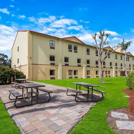 Quality Inn Sarasota I-75-2