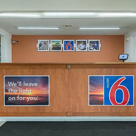 Motel 6 Lake Charles, La-3