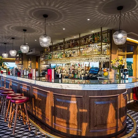 The Varsity Hotel & Spa-3