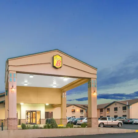 Super 8 By Wyndham Santa Rosa-3