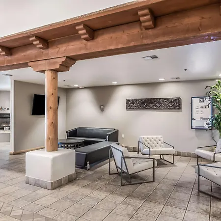 Red Lion Inn & Suites Goodyear Newly Renovated-2