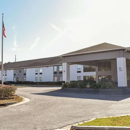 Clarion Pointe Vidalia - Lyons West-2