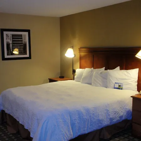 Baymont By Wyndham Lewisville-3