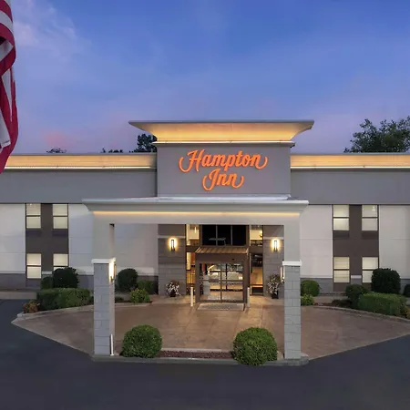 Hampton Inn Russellville-2