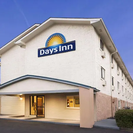 Days Inn By Wyndham Greenwood Sc-3