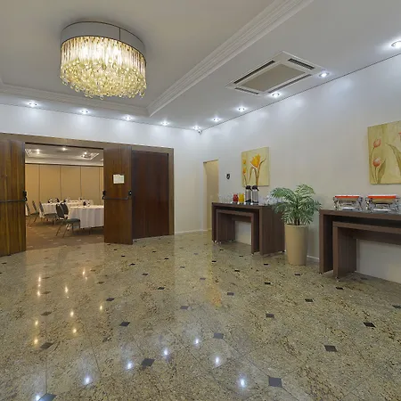 Hotel Deville Curitiba-2