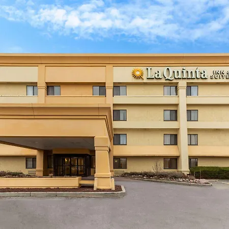La Quinta By Wyndham Chicago Gurnee-3