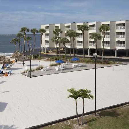 Sailport Waterfront Suites-2