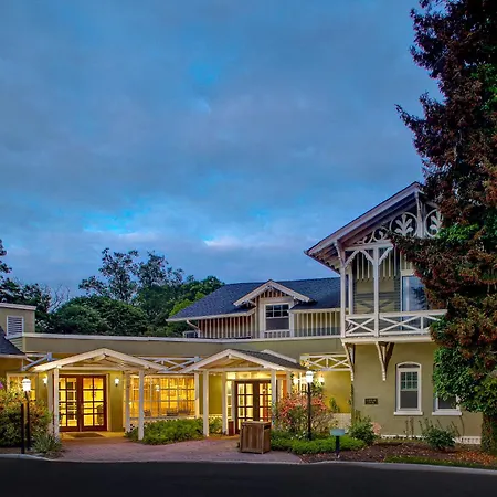Tarrytown House Estate-2
