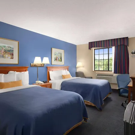 Days Inn By Wyndham Keene Nh-2