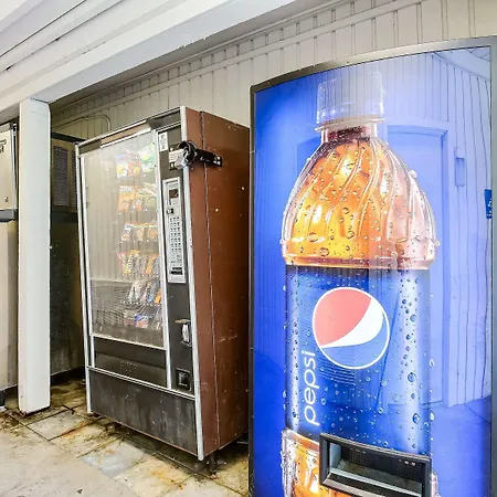 Motel 6-Oakland, Ca - Embarcadero-3