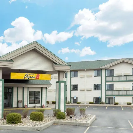 Super 8 By Wyndham Wisconsin Dells-2