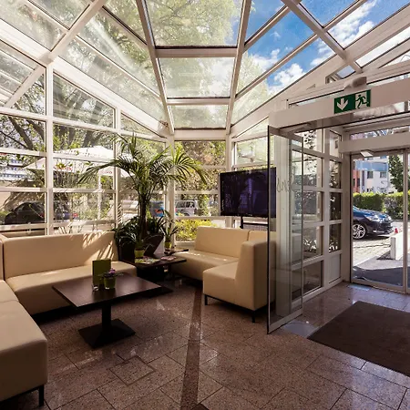 Senscity Hotel Berlin Spandau-2