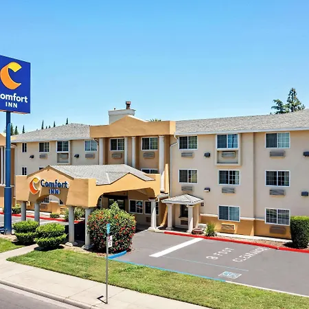 Comfort Inn Modesto-3