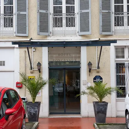 Hôtel Le Roncevaux-2