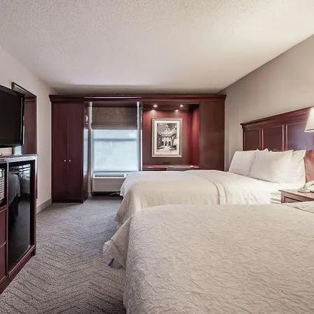 Hampton Inn & Suites Williamsburg-Richmond Road-2