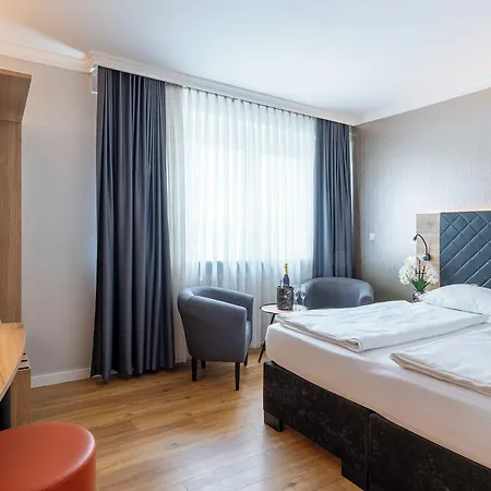 Hotel Rieker Stuttgart Hauptbahnhof-2