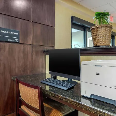 Hampton Inn Brookhaven-3