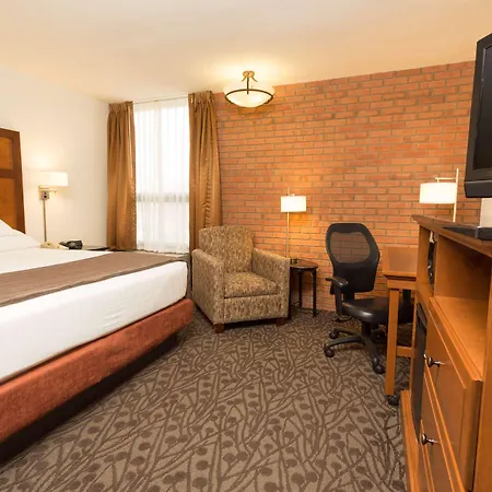 Drury Inn & Suites Frankenmuth-3