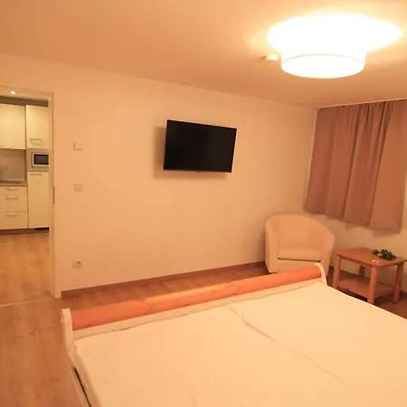 City Apartments-3