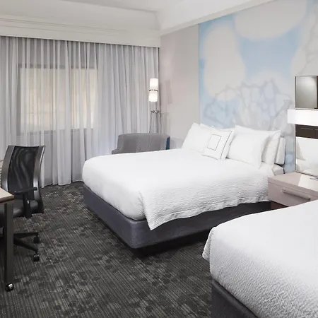 Courtyard By Marriott Pensacola-2