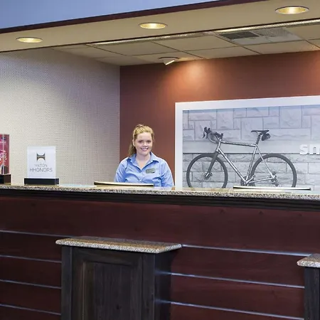 Hampton Inn Mount Pleasant-2