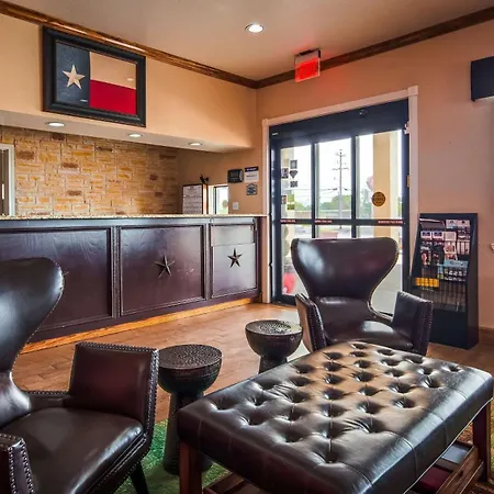 Surestay Hotel By Best Western Floresville-2