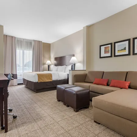 Comfort Suites Lafayette University Area-3