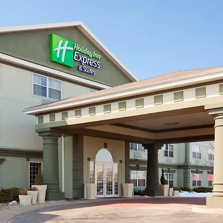 Holiday Inn Express Hotel & Suites Oshkosh - State Route 41 By Ihg-2