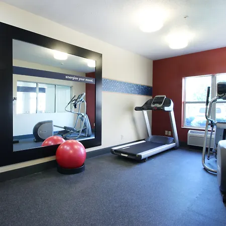 Hampton Inn & Suites Fort Wayne-North-3