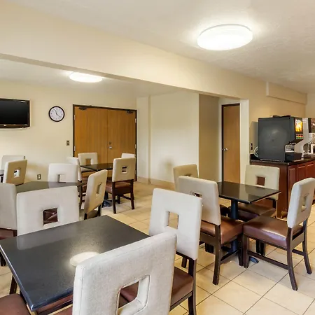Quality Inn Logan Near University-3