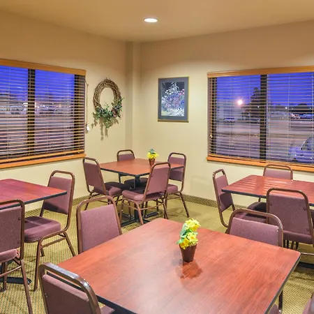 Baymont By Wyndham Sioux Falls North,I-29,Russell St, Airport-3