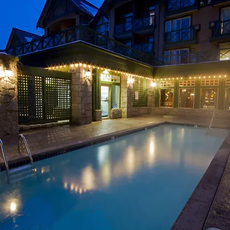 Pinnacle Hotel Whistler-2