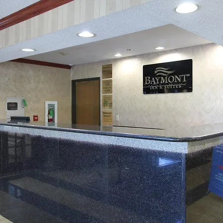 Baymont By Wyndham Muskegon-2