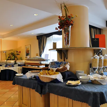 Hotel Pineta Palace-3