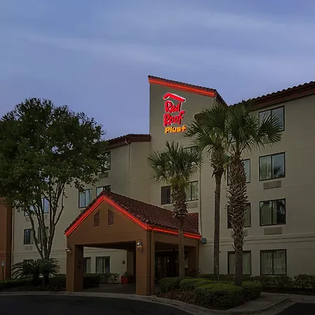 Red Roof Inn Plus + Gainesville-2