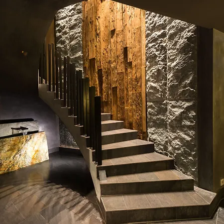 Crans Ambassador-3