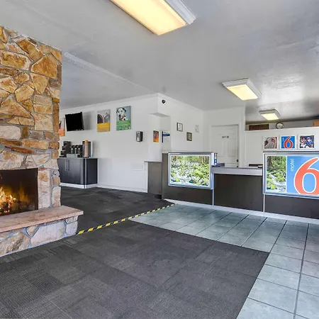 Motel 6 Fort Bragg, Ca-3