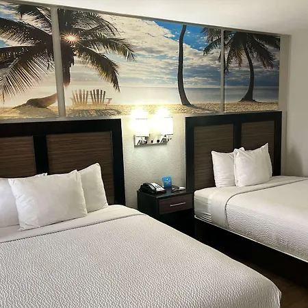 Days Inn By Wyndham Panama City/Callaway-3