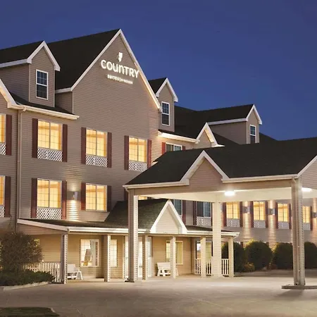 Country Inn & Suites By Radisson Bismarck Waterpark-3