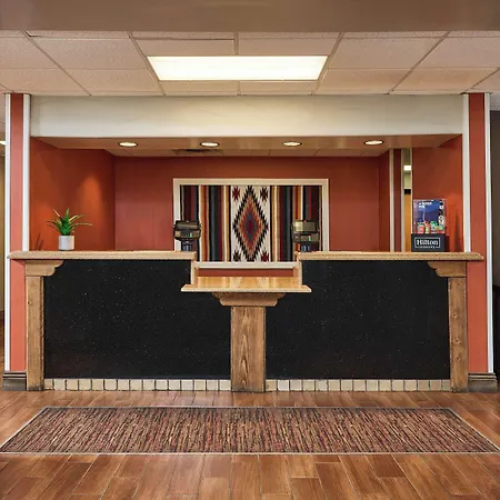 Hampton Inn Taos-3