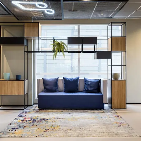 Ibis Aruja-3
