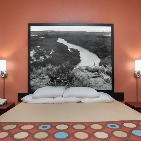 Super 8 By Wyndham Bastrop Tx-3