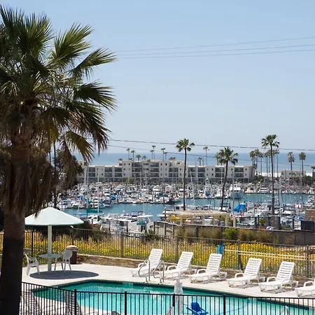 Days Inn By Wyndham Oceanside-2