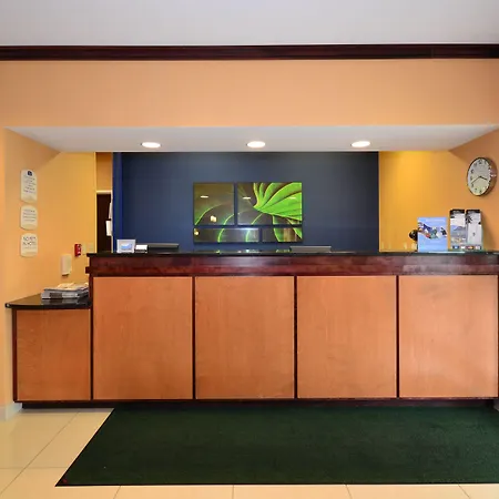 Fairfield Inn & Suites Jefferson City-3